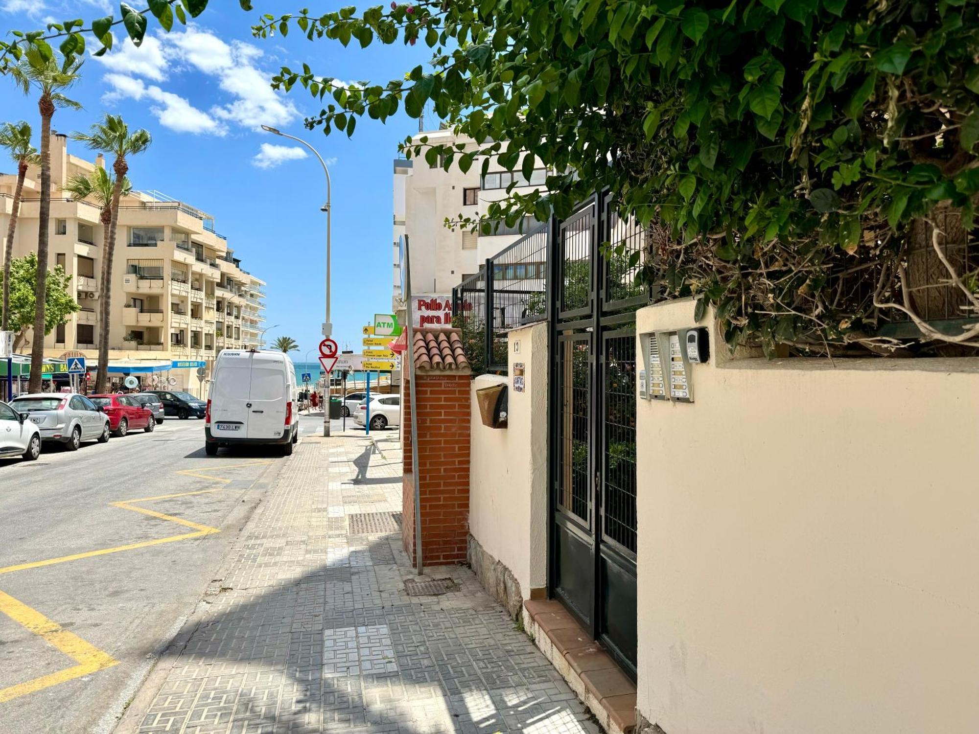 Апартаменти La Carihuela A 150 Metros De La Playa Con Espectaculares Vistas Торремолінос Екстер'єр фото